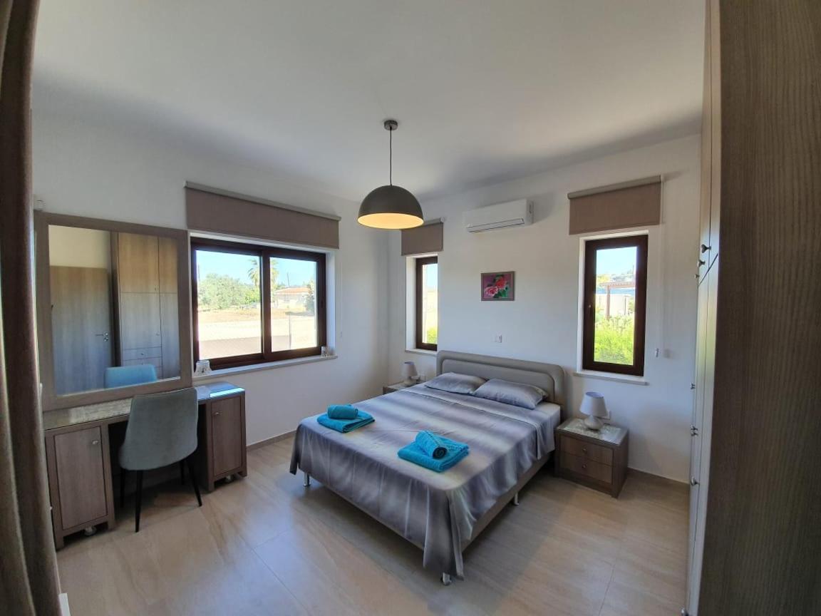 Villa Yermanina Geroskipou Extérieur photo