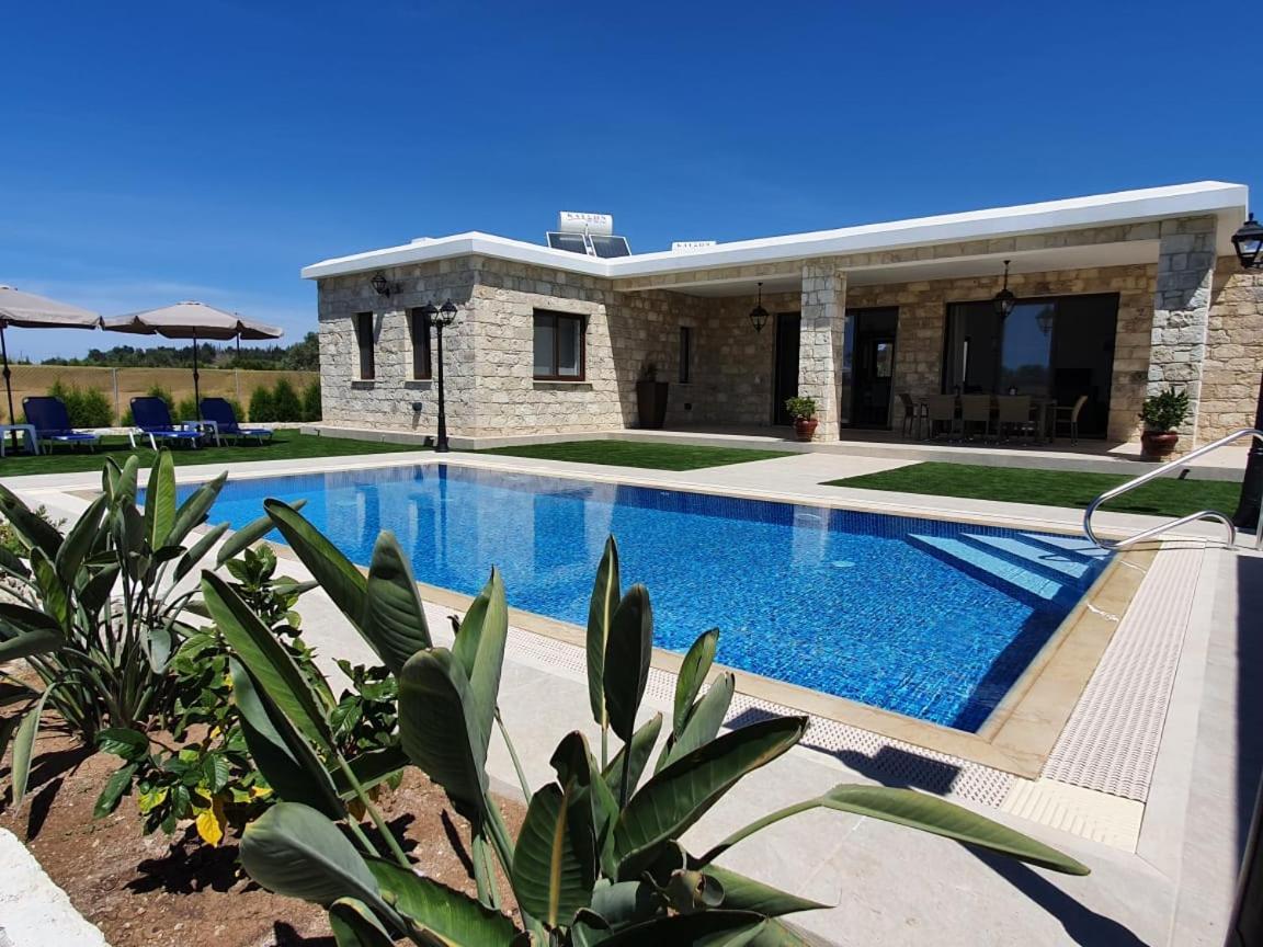 Villa Yermanina Geroskipou Extérieur photo
