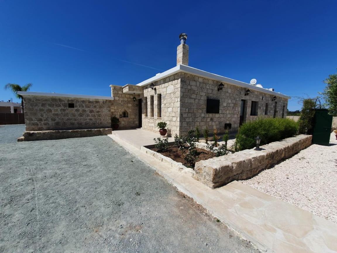 Villa Yermanina Geroskipou Extérieur photo
